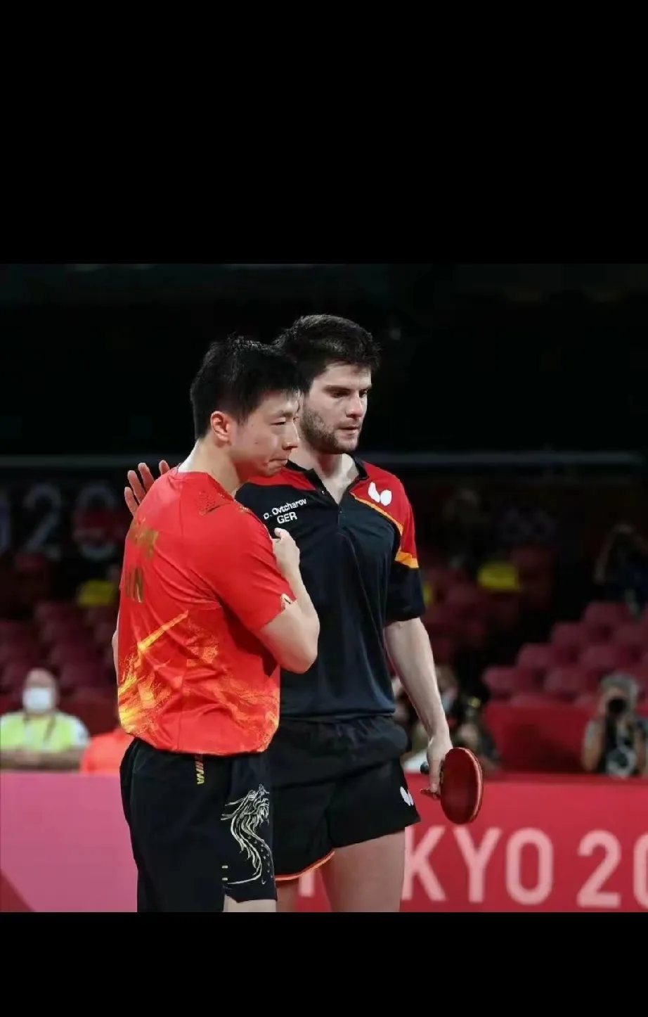 日本乒乓球队碾压瑞典乒乓球队，奥恰洛夫绝境逆转