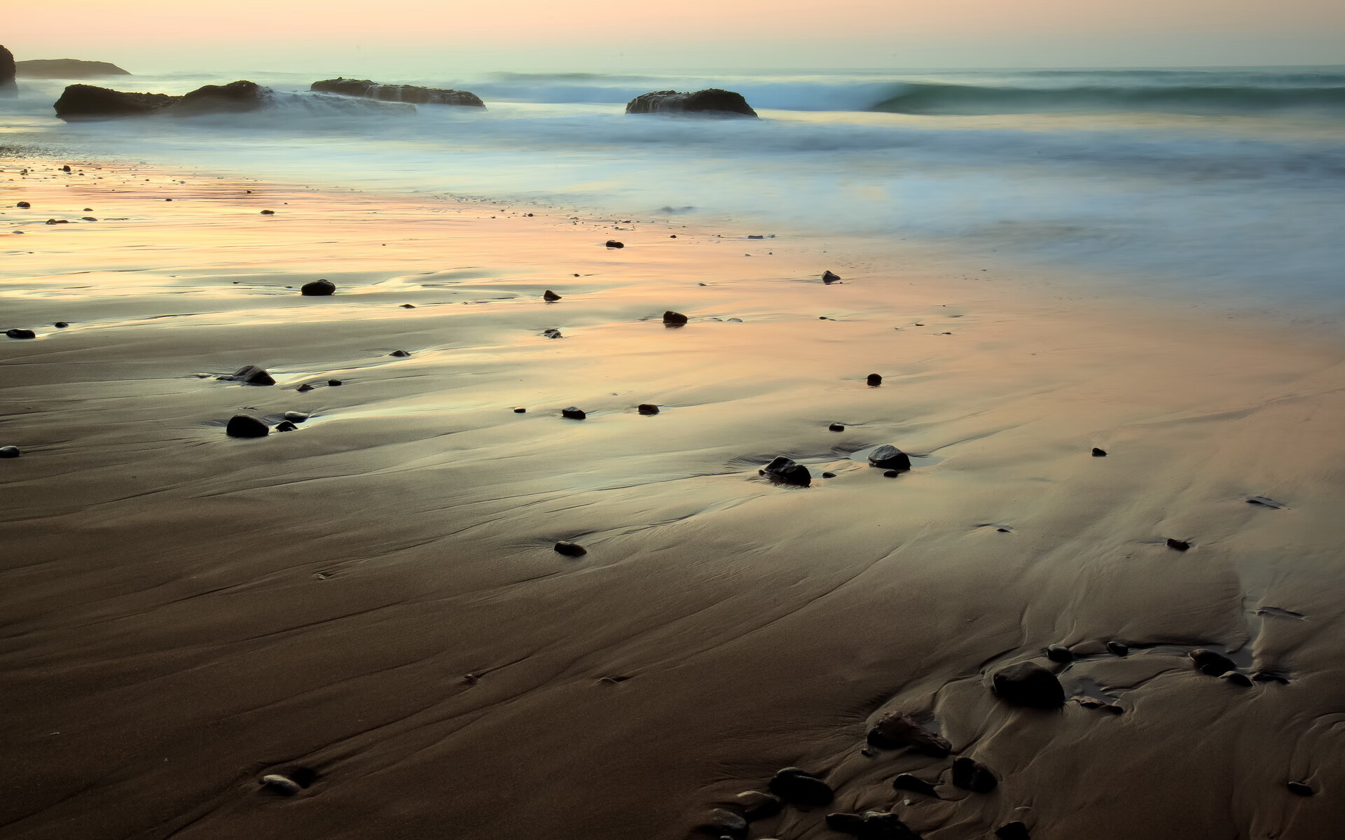 光与火的对决，当巴萨的艺术足球点燃法比尼奥的烈焰