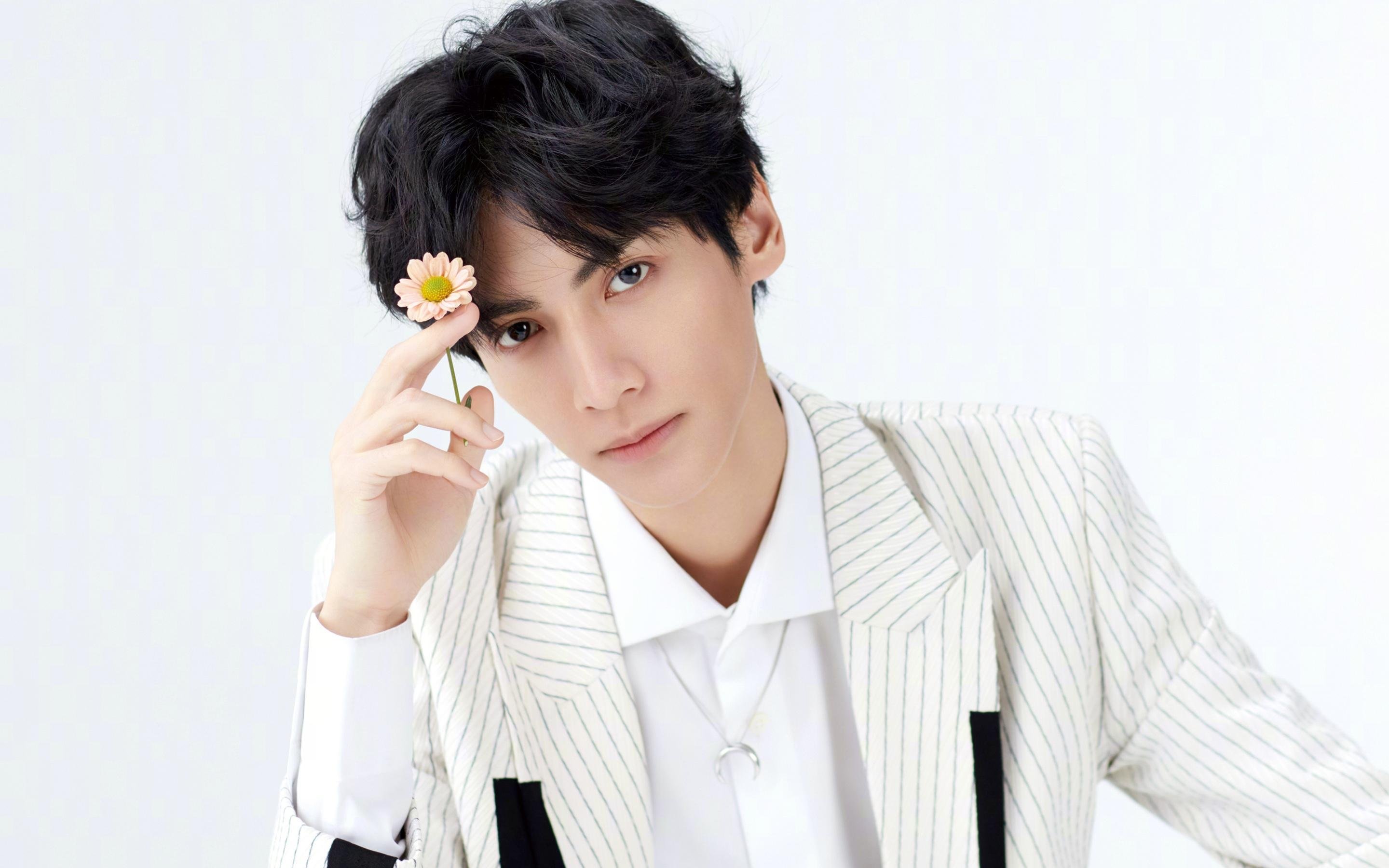 孤注一掷的蓝黄，2026生死战，厄瓜多尔如何以默契之网困住哥斯达黎加，奥斯梅恩执掌命运